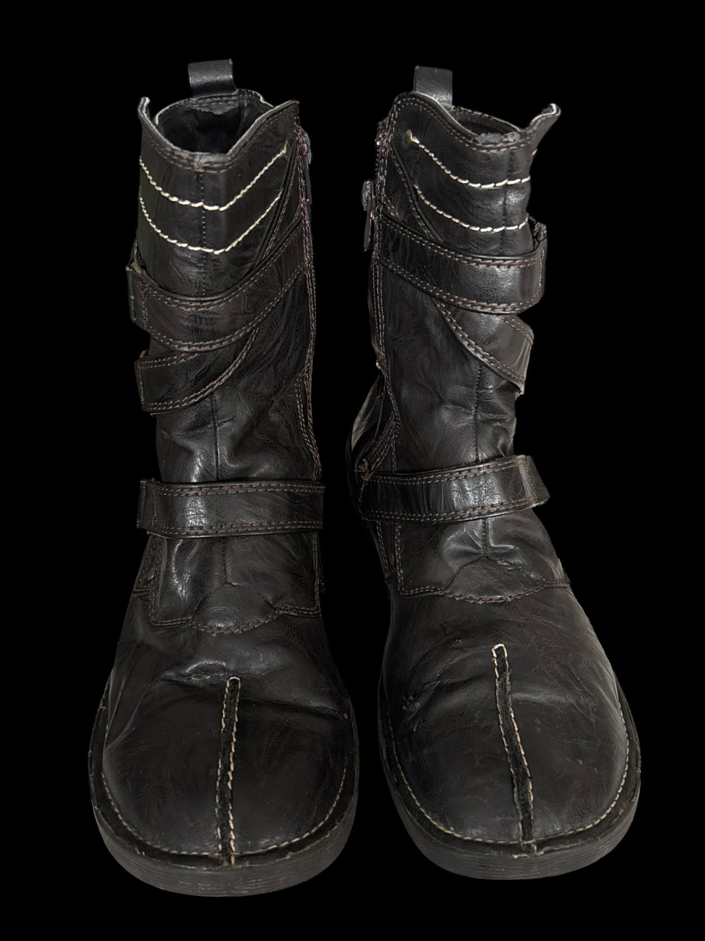 Авангардні чоботи 41