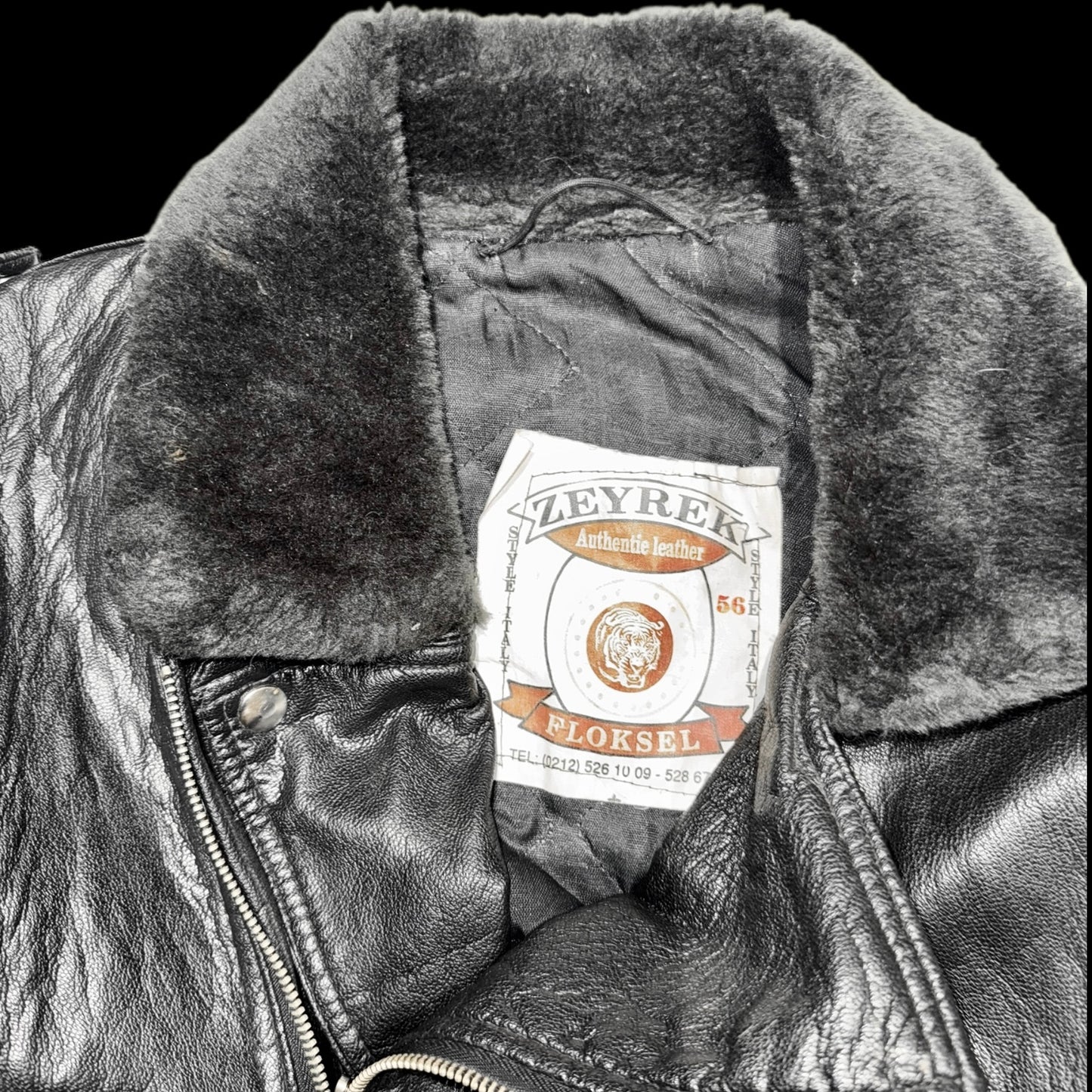 Вінтажна байкерська куртка-косуха С