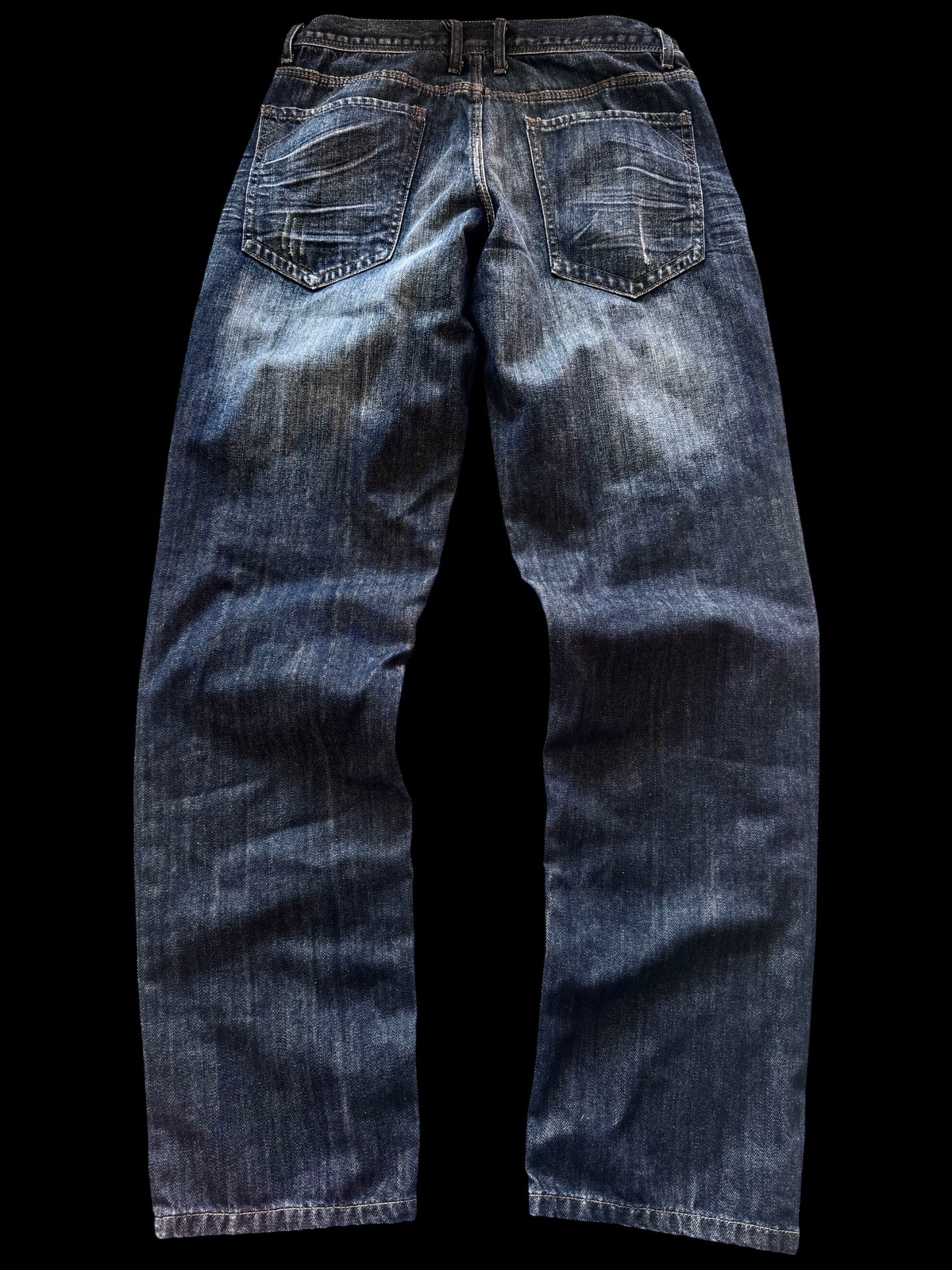 Shock Resistant Grunge Jeans