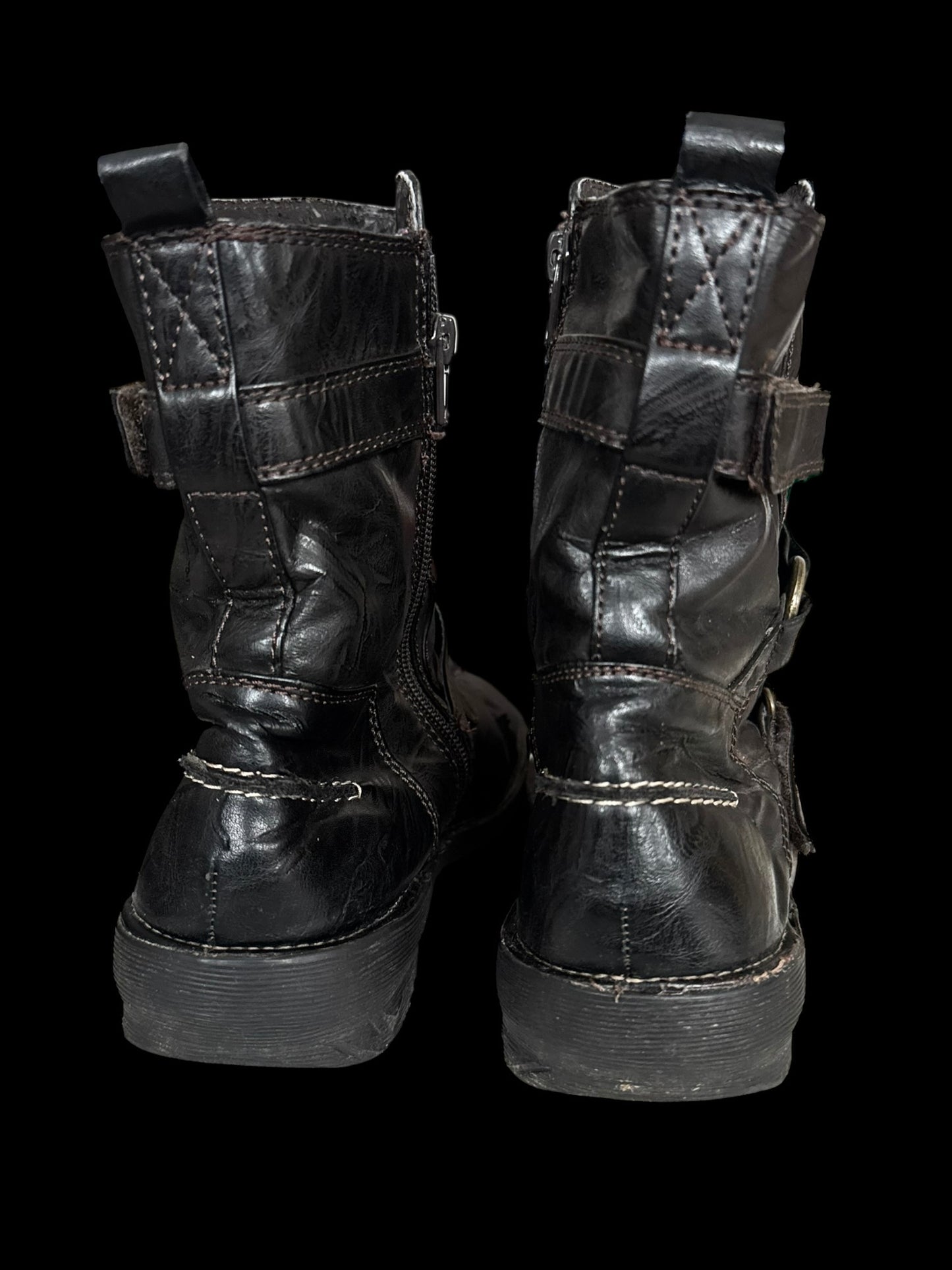 Авангардні чоботи 41