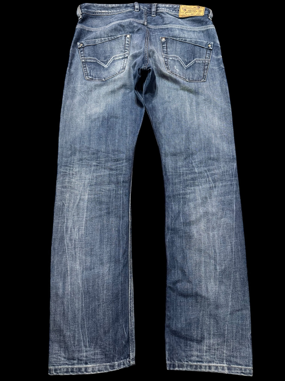 Diesel “Krooley” Straight Slim-Carrot Fit