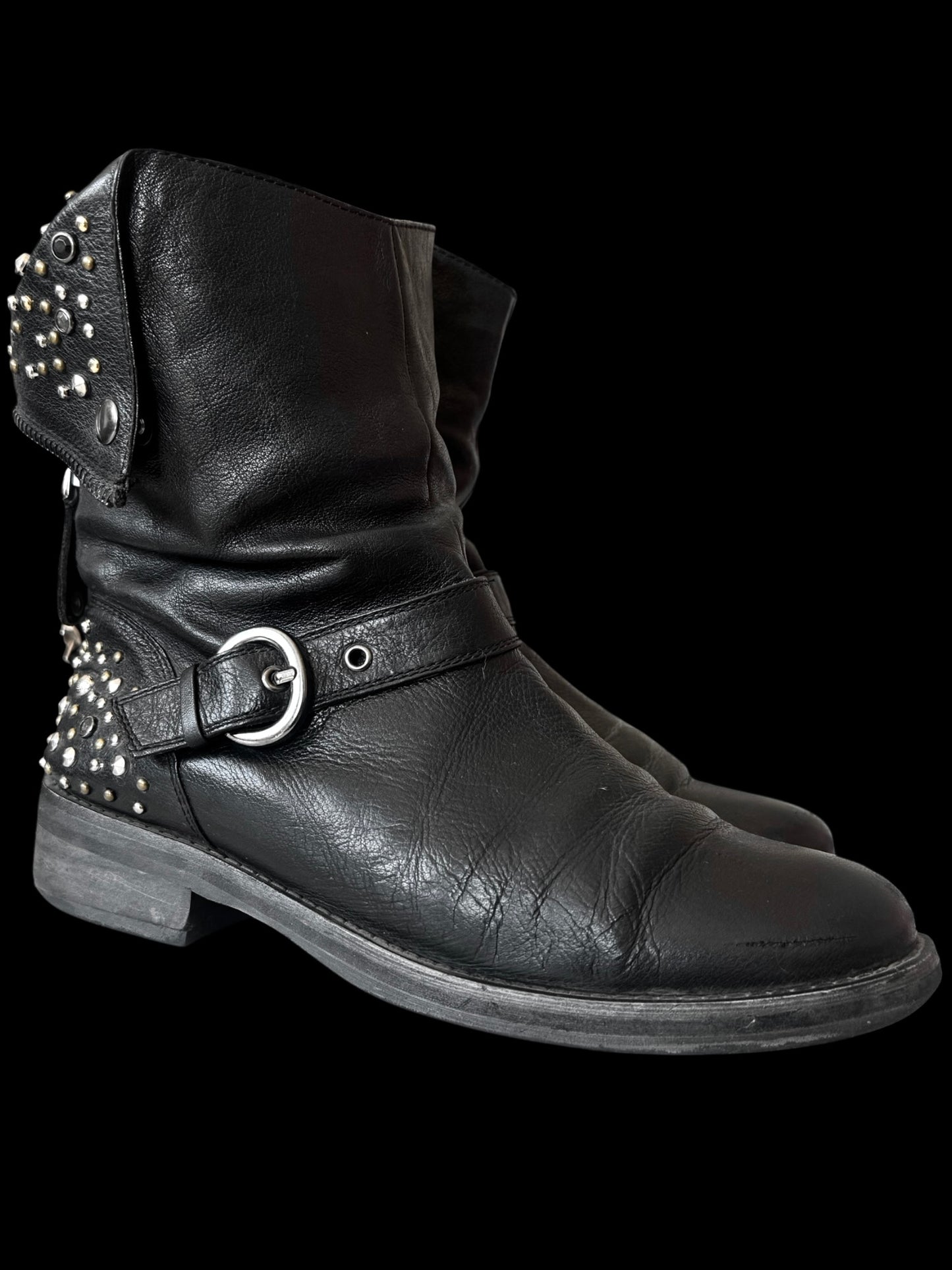 “Villador” Avant Garde Boots