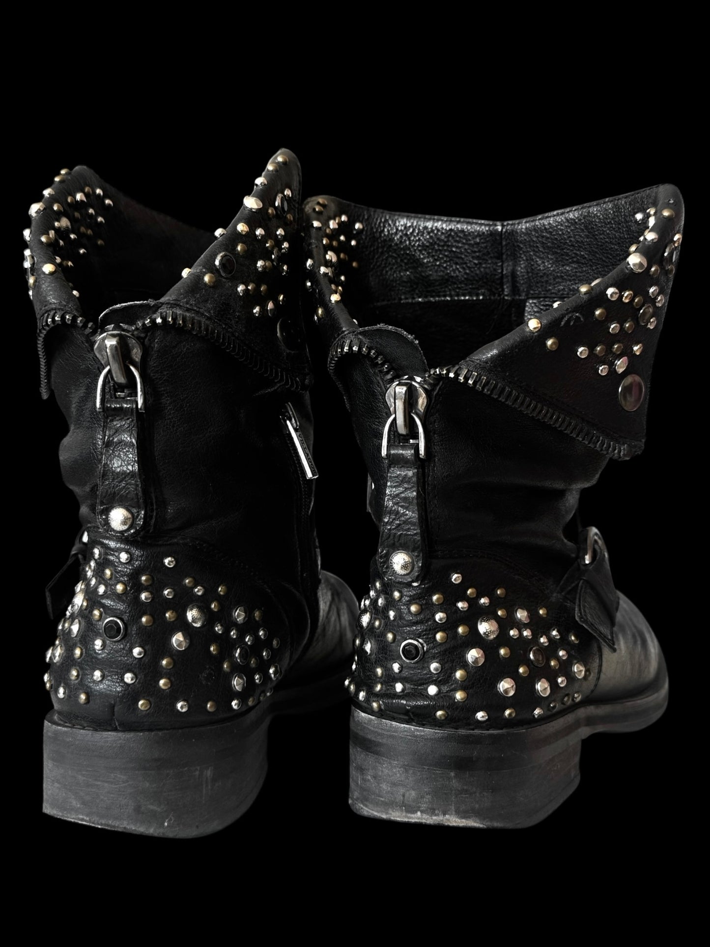 “Villador” Avant Garde Boots