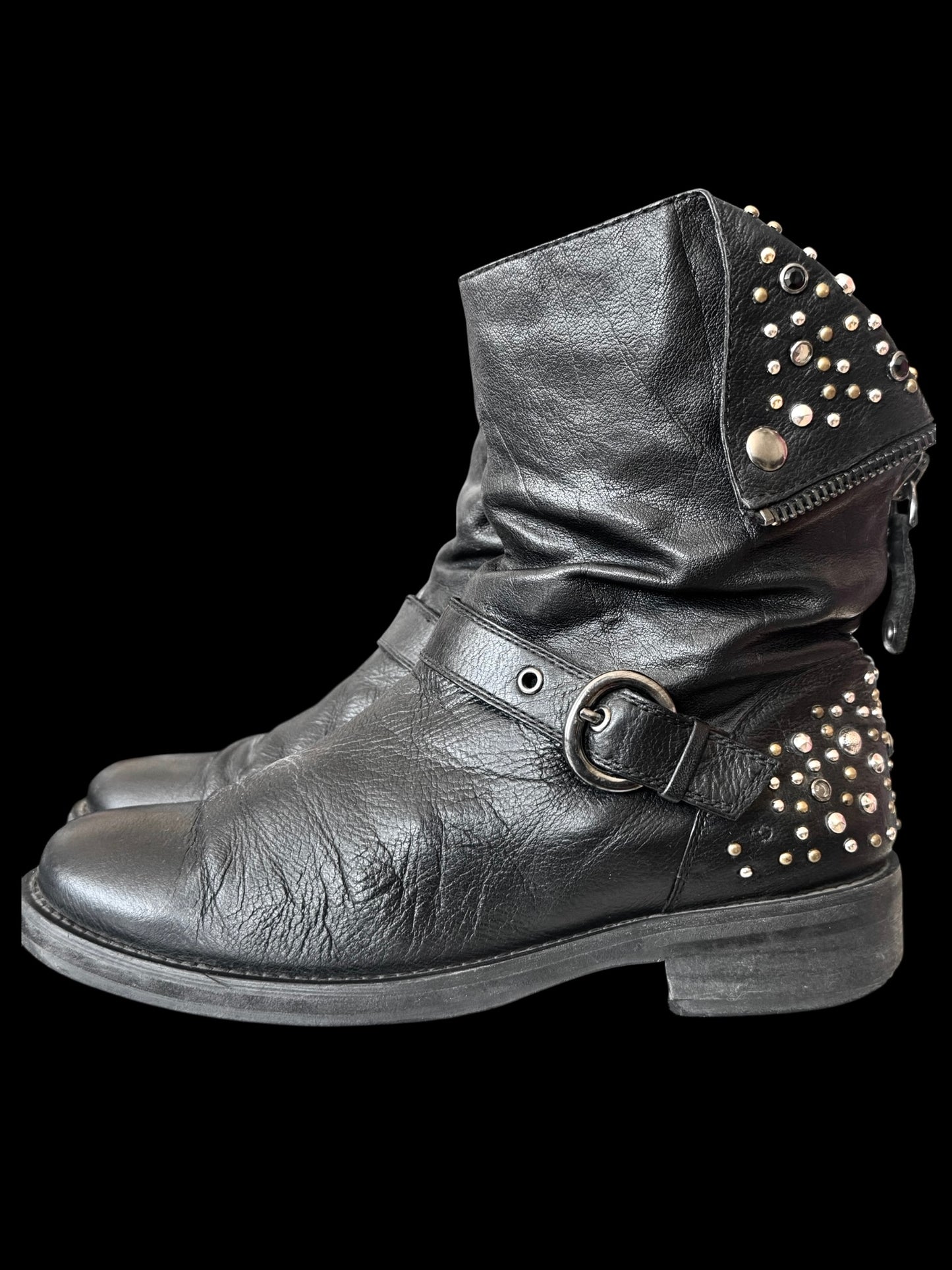 “Villador” Avant Garde Boots