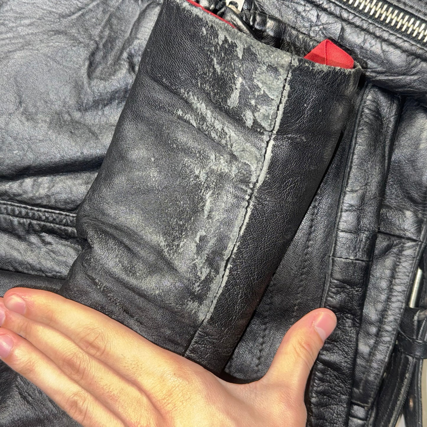 Вінтажна байкерська шкіряна куртка розміру ML