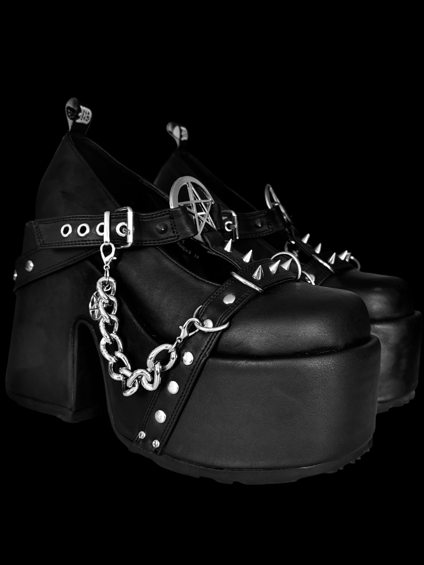 Demonia Camel-33 Shoes