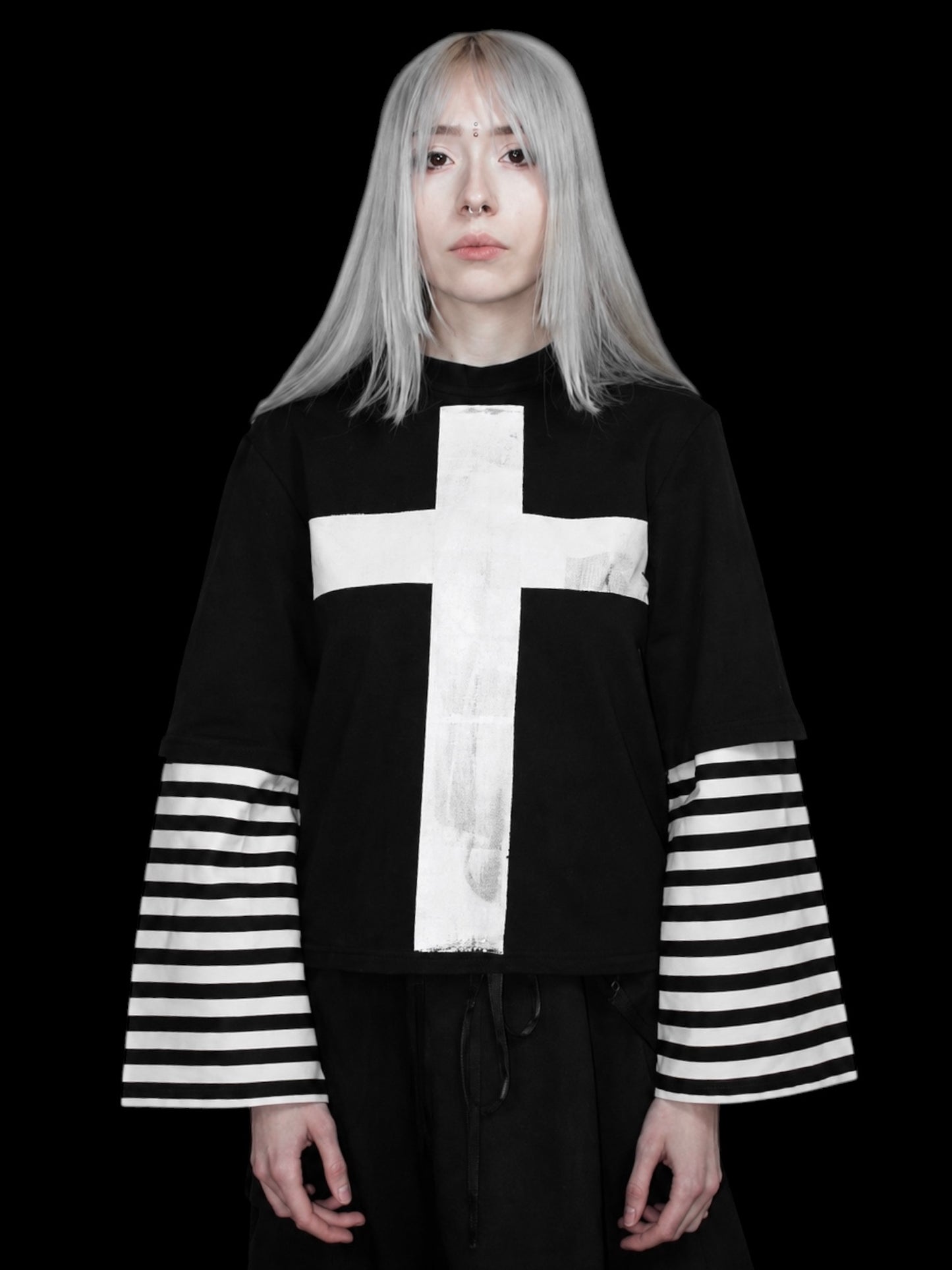 «Cross» Cropped Double Sleeve