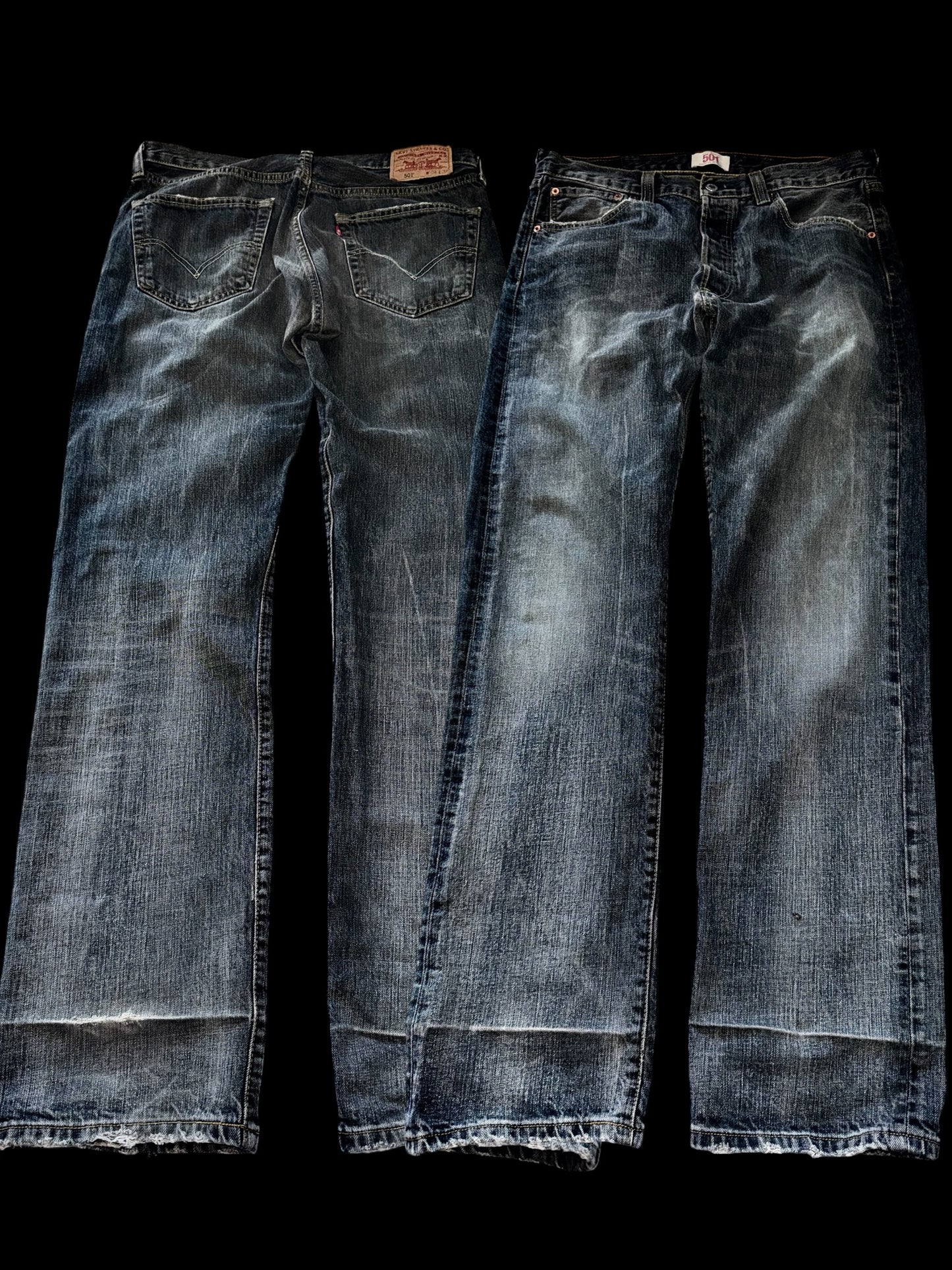Levis 501 Straight Fit Jeans