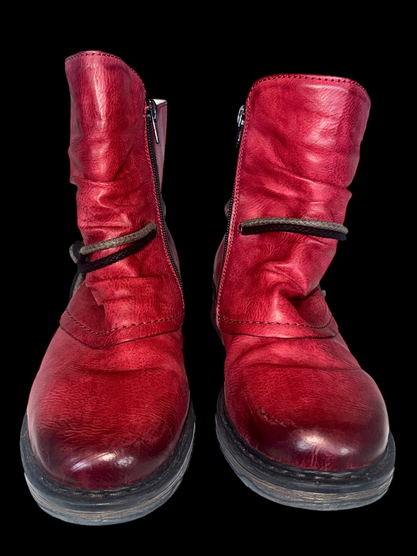 Rieker авангардні чоботи 39