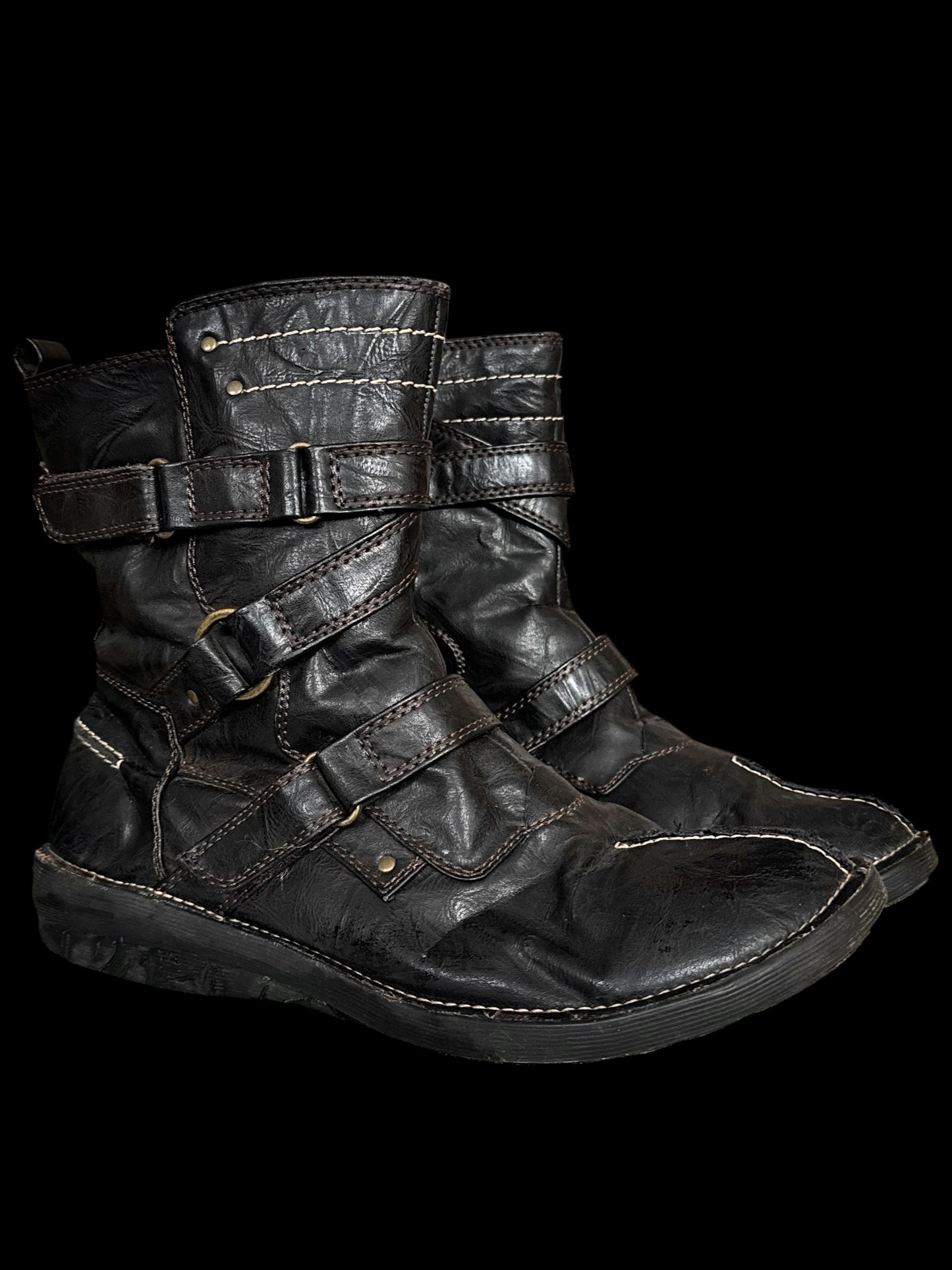 Авангардні чоботи 41