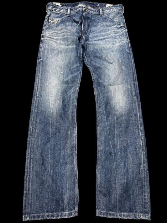 Diesel “Krooley” Straight Slim-Carrot Fit