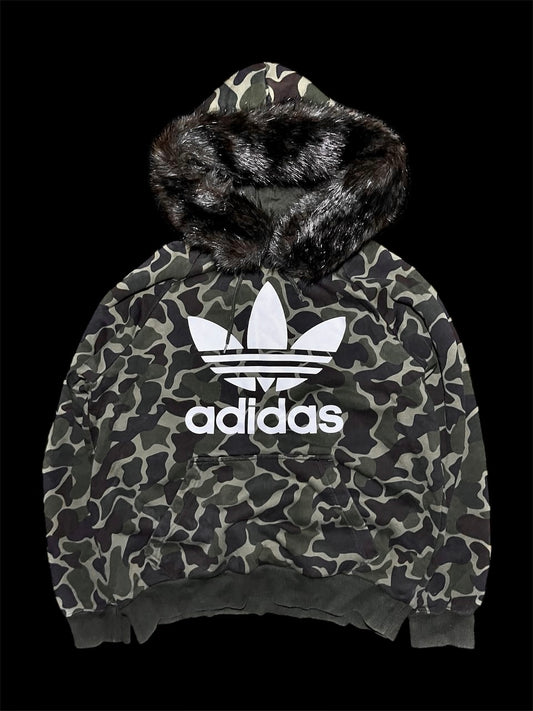 Adidas camo hoodus