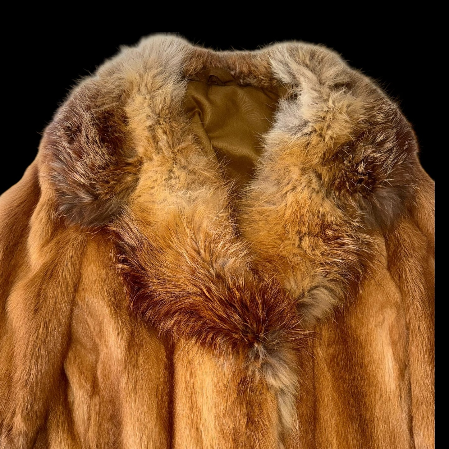 Пальто з лисиці M