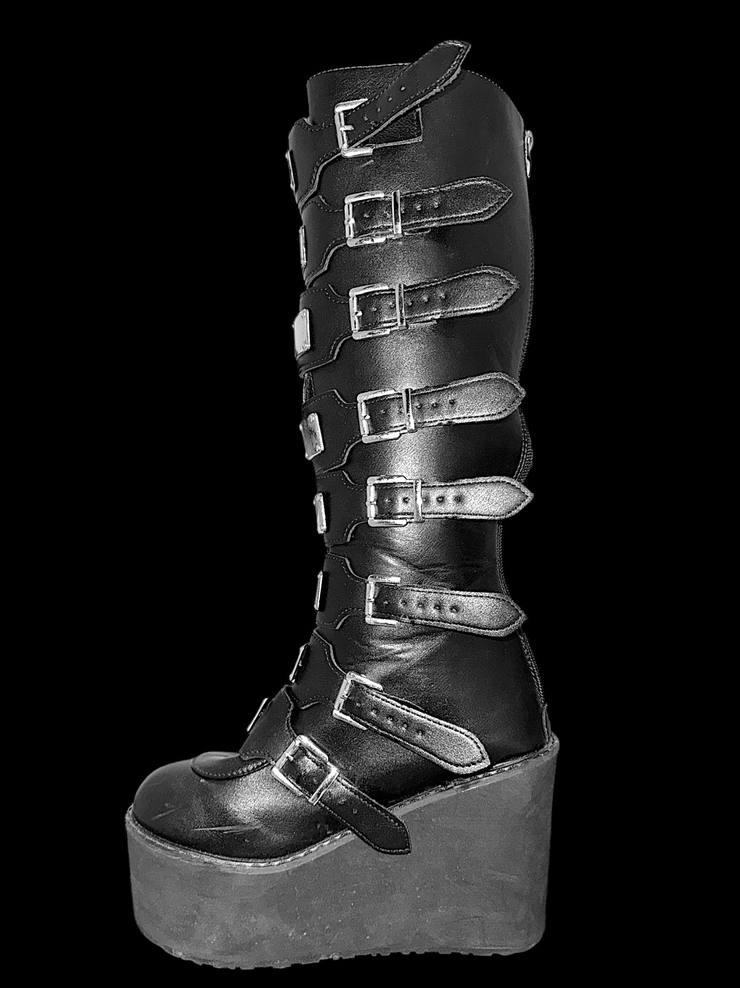 Готичні чоботи