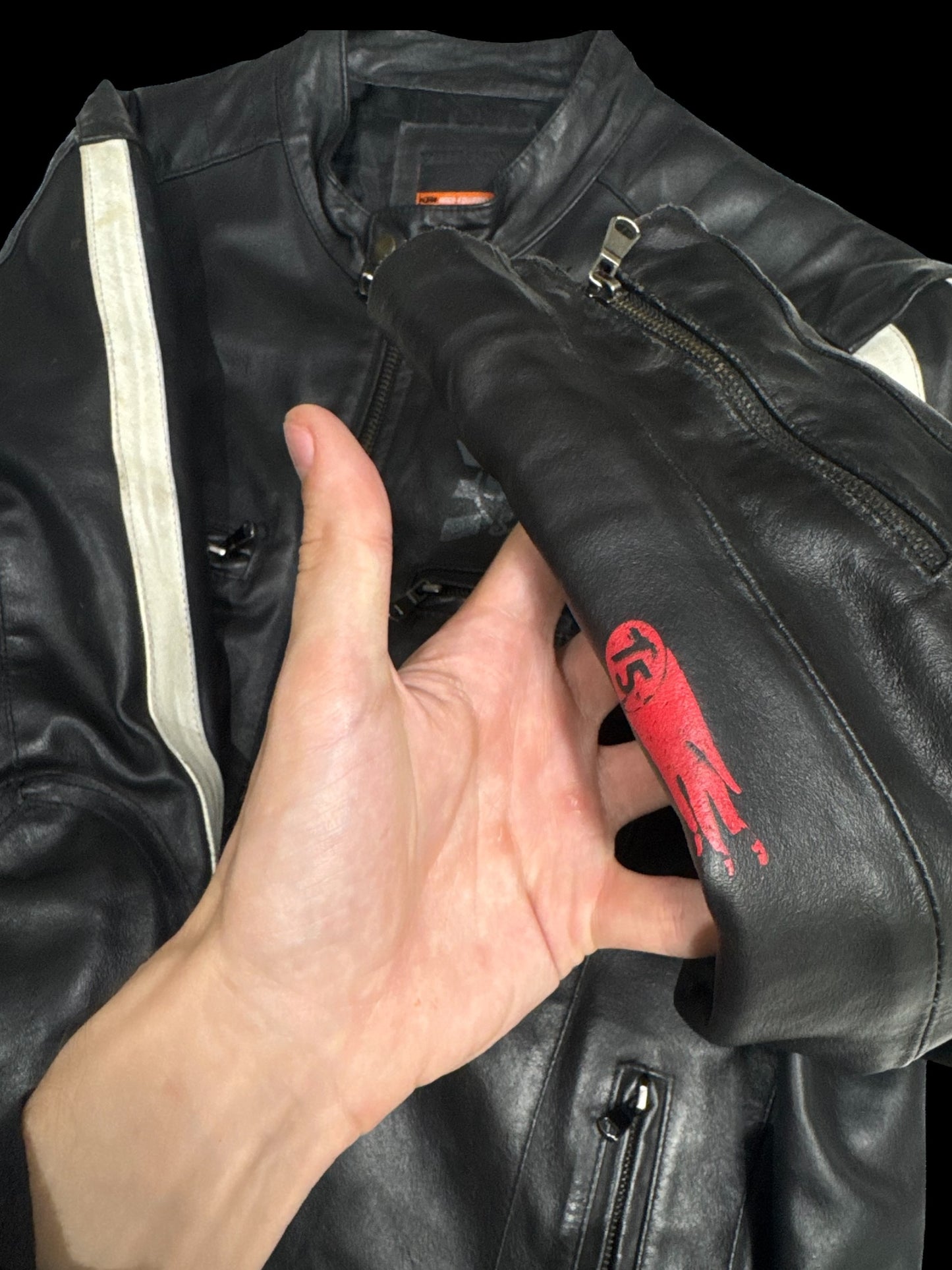 Вінтажна байкерська шкіряна куртка розміру XL